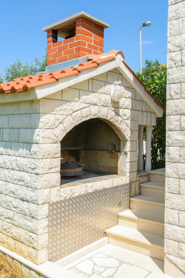 Apartments Klasan Trogir Exterior photo